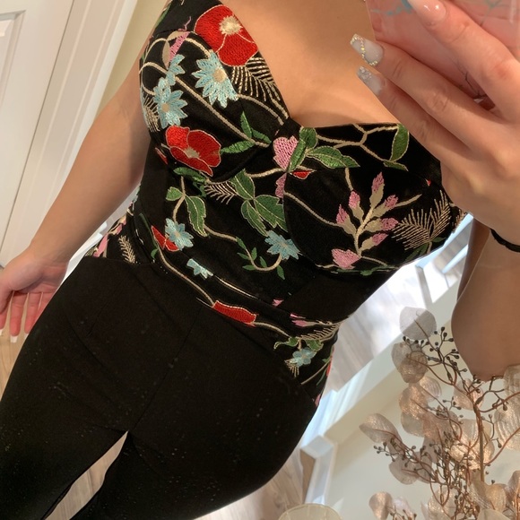 Romper - Picture 3 of 4